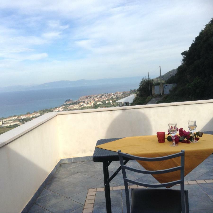 Balconcino degli innamorati Tropea Santa Domenica  Esterno foto