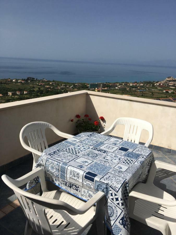 Balconcino degli innamorati Tropea Santa Domenica  Esterno foto