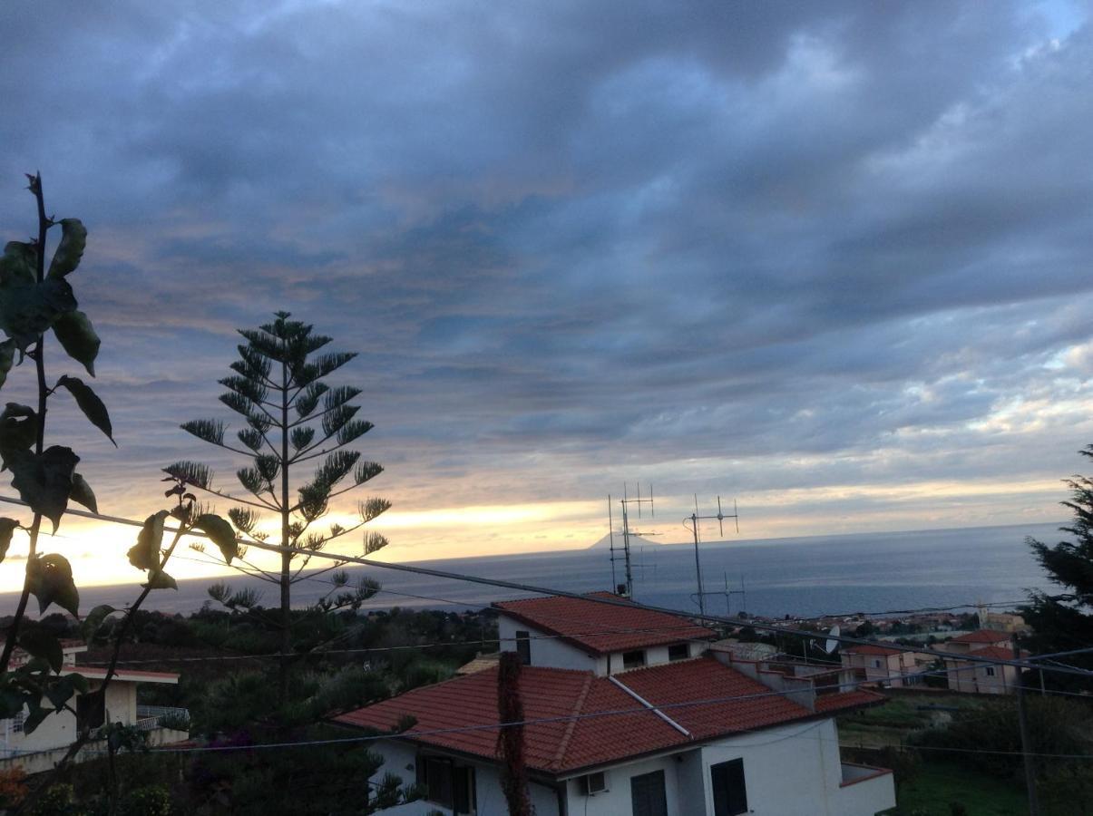 Balconcino degli innamorati Tropea Santa Domenica  Esterno foto
