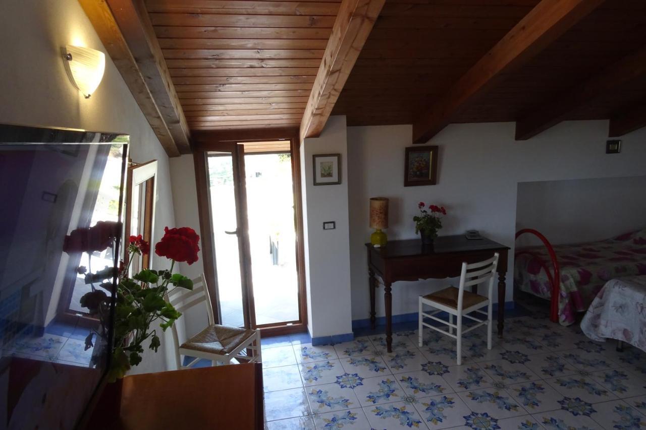 Balconcino degli innamorati Tropea Santa Domenica  Esterno foto